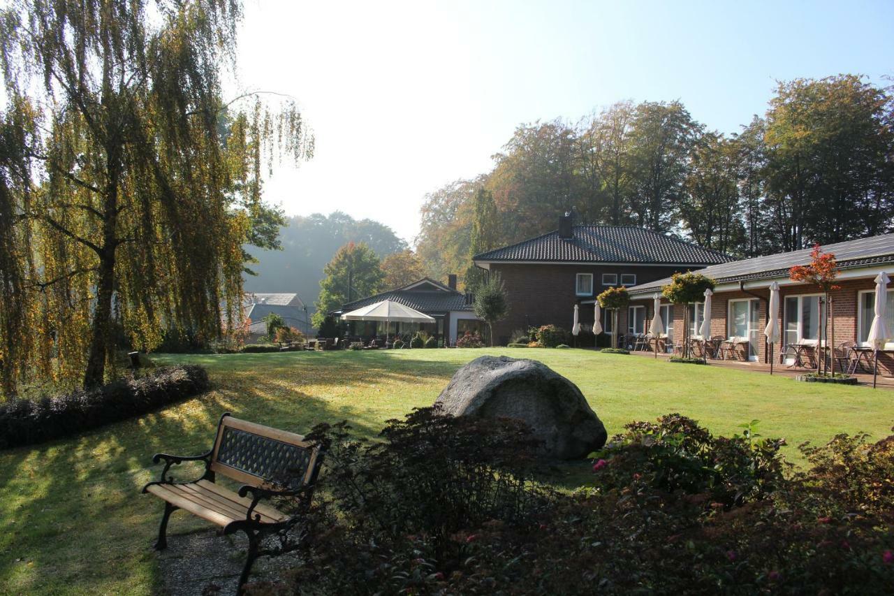 Hotel Land-Gut-Hotel Wahlde Grapperhausen Esterno foto